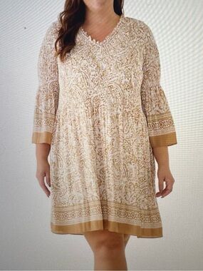 🔴NWT🔴 Emma & Michele Dress with Bell Sleeves, Size 2X